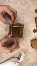 Cargar imagen en el visor de la galería, KIT GINGERBREAD HOUSE
